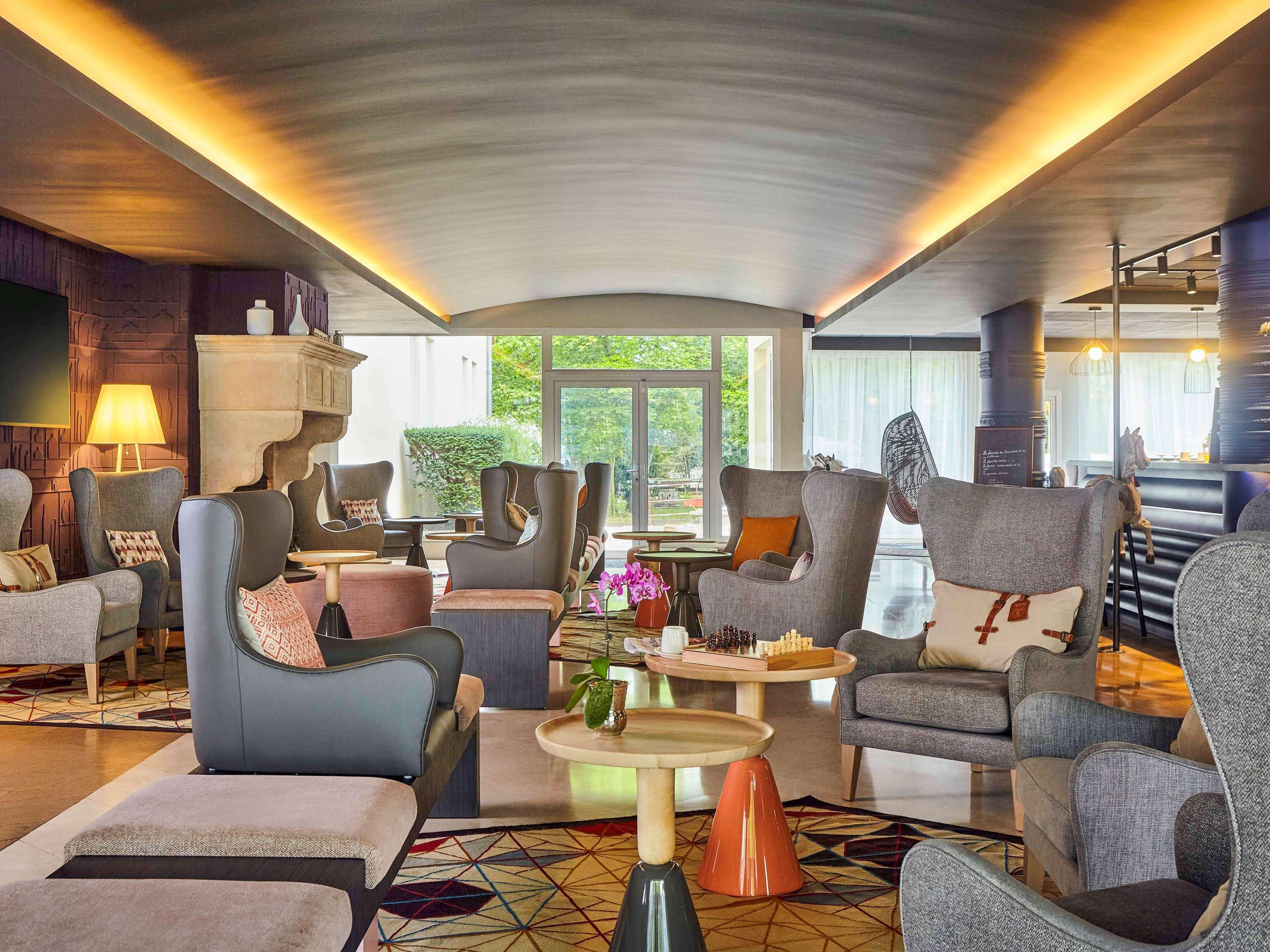 Hotel Mercure Chateau De Fontainebleau Eksteriør billede