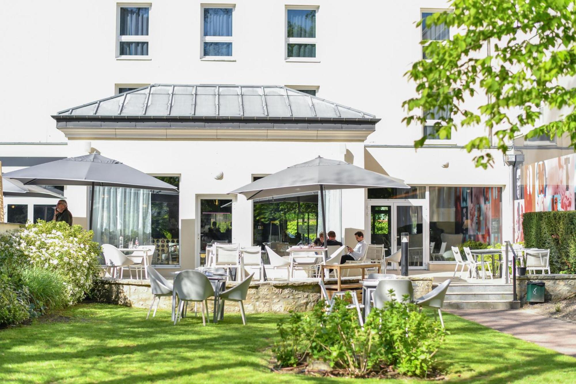 Hotel Mercure Chateau De Fontainebleau Eksteriør billede